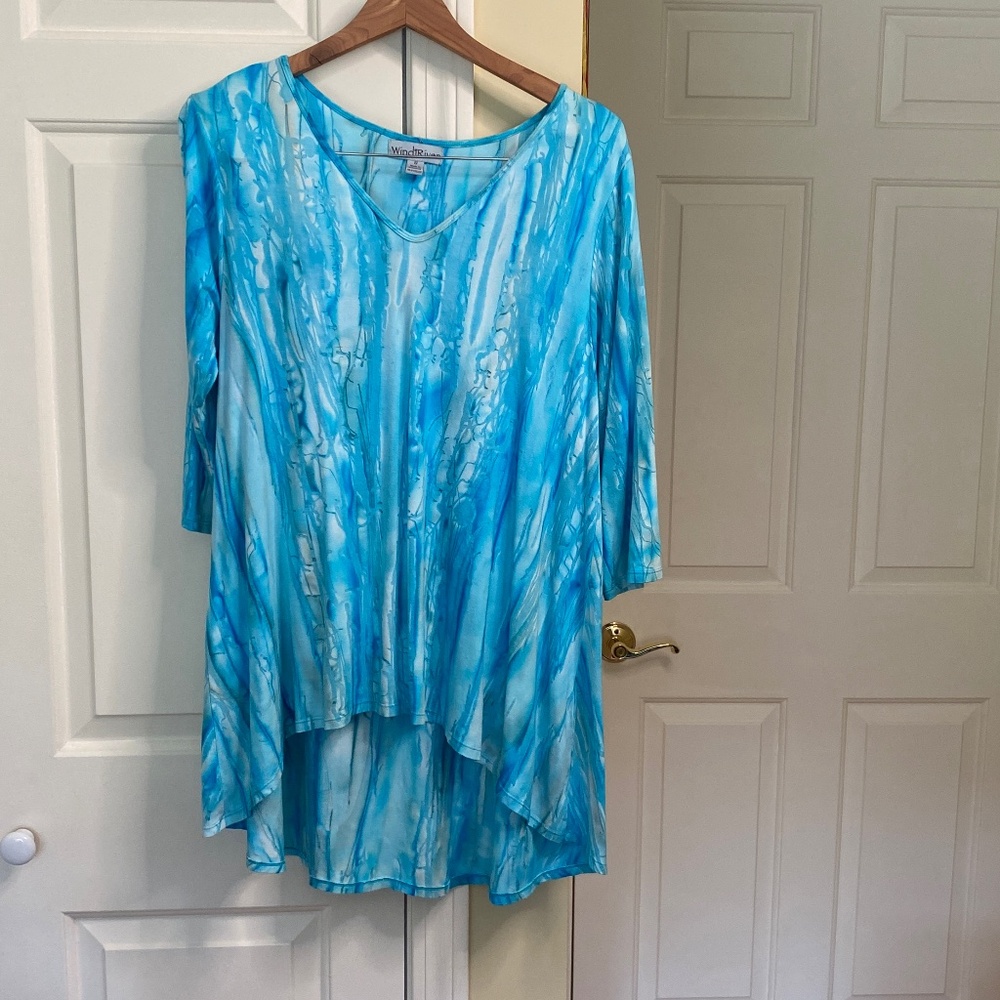 WindiRiver, Small, Aqua and White, Tunic stretch high low, Slits on sleeves